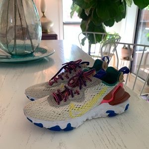 Nike Custom React Vision
